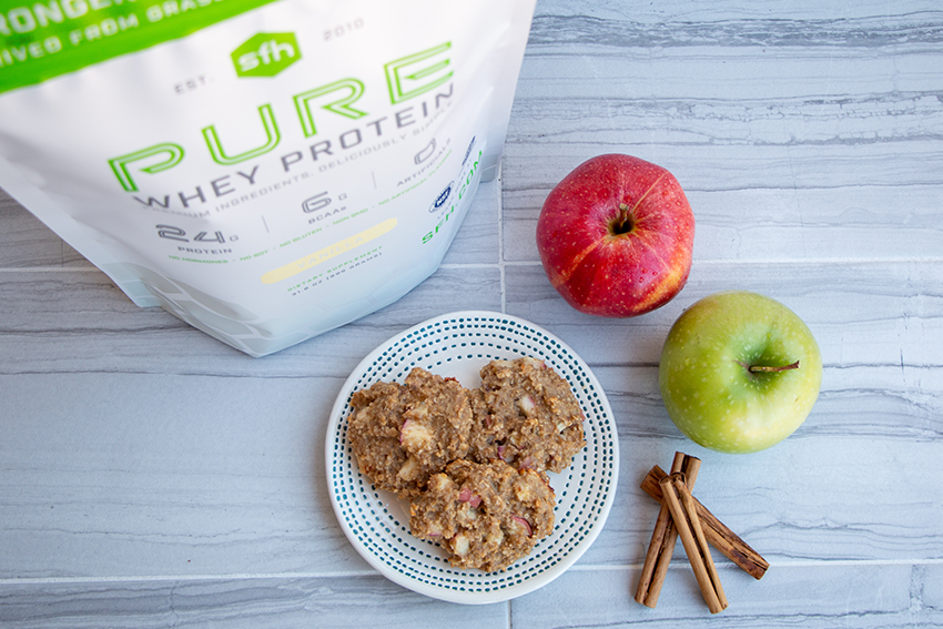 Apple Cinnamon Oatmeal Protein Cookies